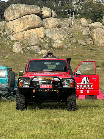 Roseey 4x4 Recovery towing rope under tension during an off road recovery